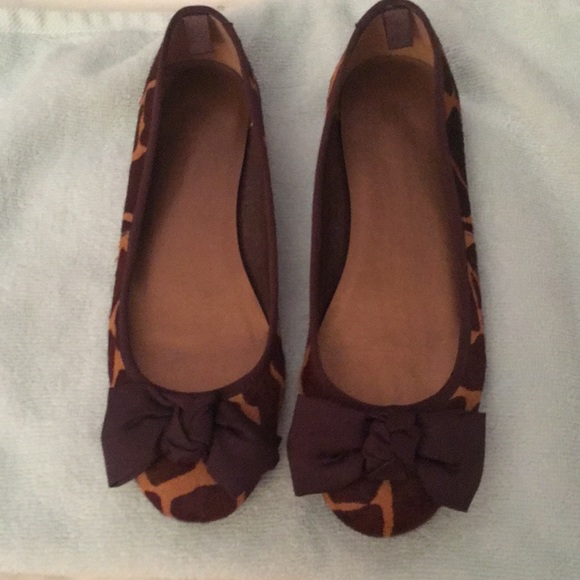 gap leopard flats